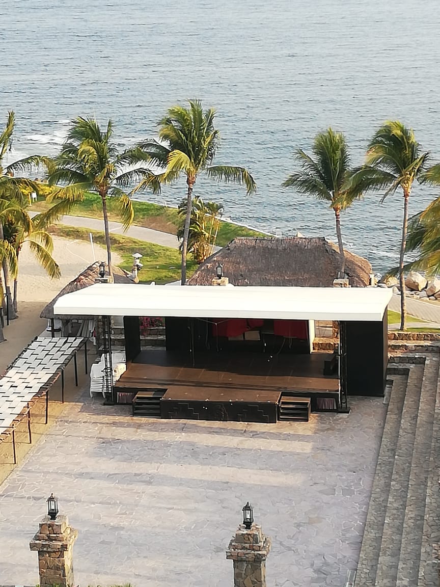 Restaurante y áreas comunes